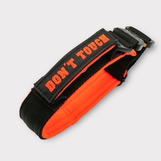 On Duty Halsband Don't Touch 4 cm breit (45 cm-60 cm) - schwarz/orange