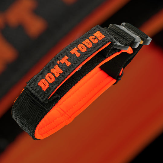 On Duty Halsband Don't Touch 4 cm breit (45 cm-60 cm) - schwarz/orange
