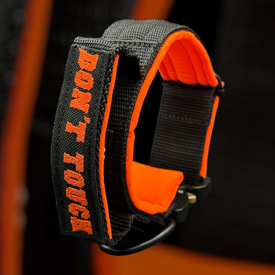 On Duty Halsband Don't Touch 4 cm breit (45 cm-60 cm) - schwarz/orange