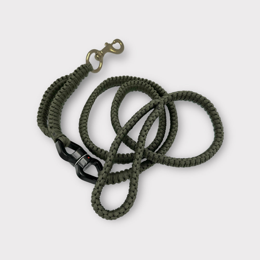 Super Sale % Rambo Leine Pferde-Messing-Karabiner für sehr grosse Hunde 100 kg+ mit Kurzhaltegriff und 360 Grad-Wirbel - schwarz/army-grün