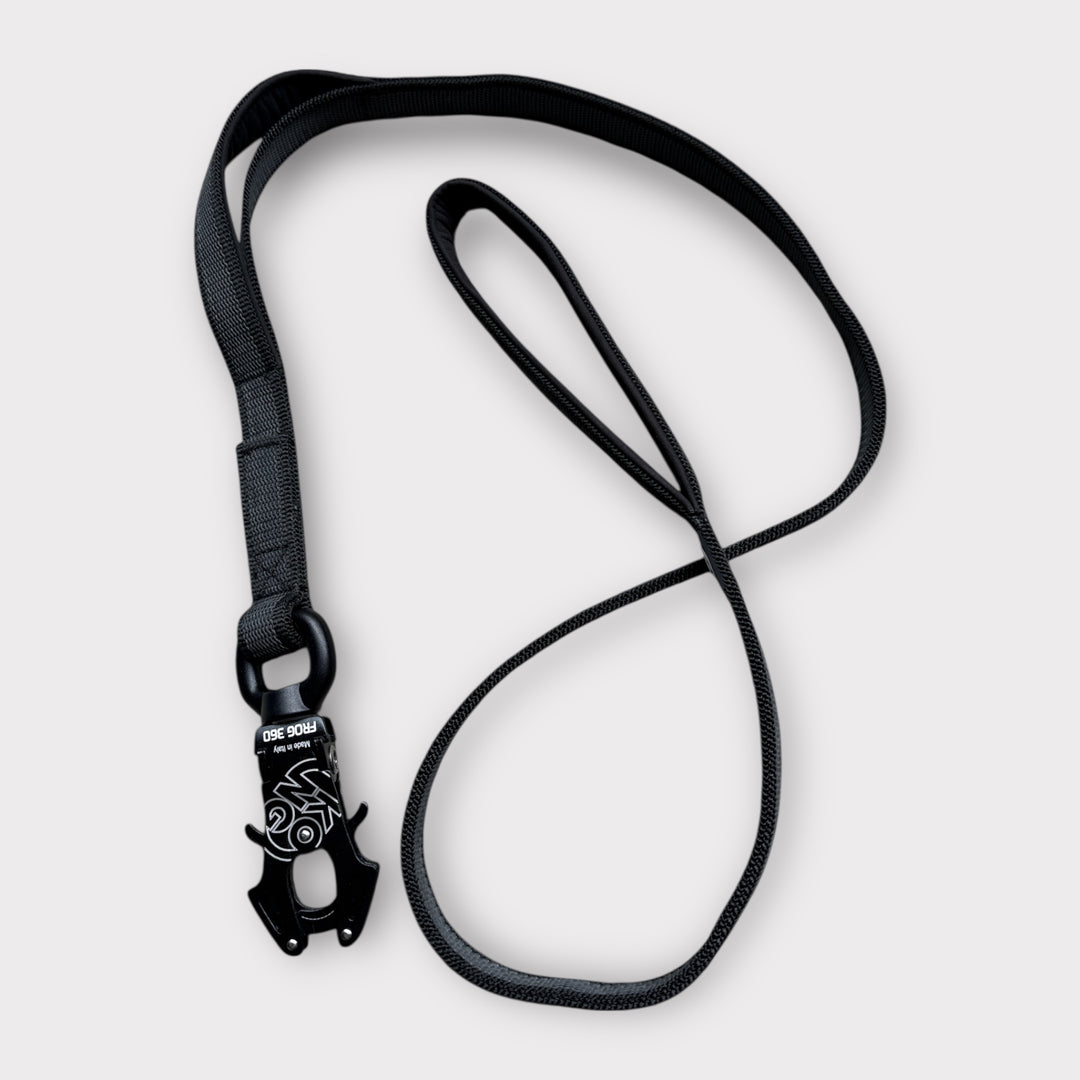 Rubberized <tc>leash</tc> 2.5 cm with Frog 360 carabiner 1/2/3/5/10/15 m with loops