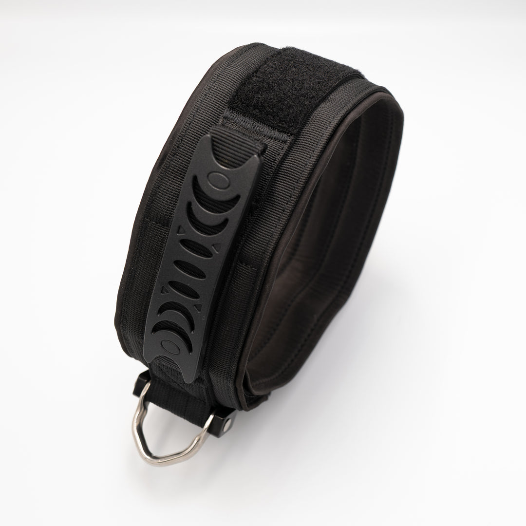 sehr breites starkes Halsband